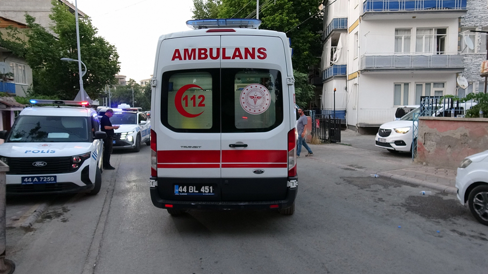 Aile içi tartışma savaşa döndü: 6 kişi hastanelik oldu