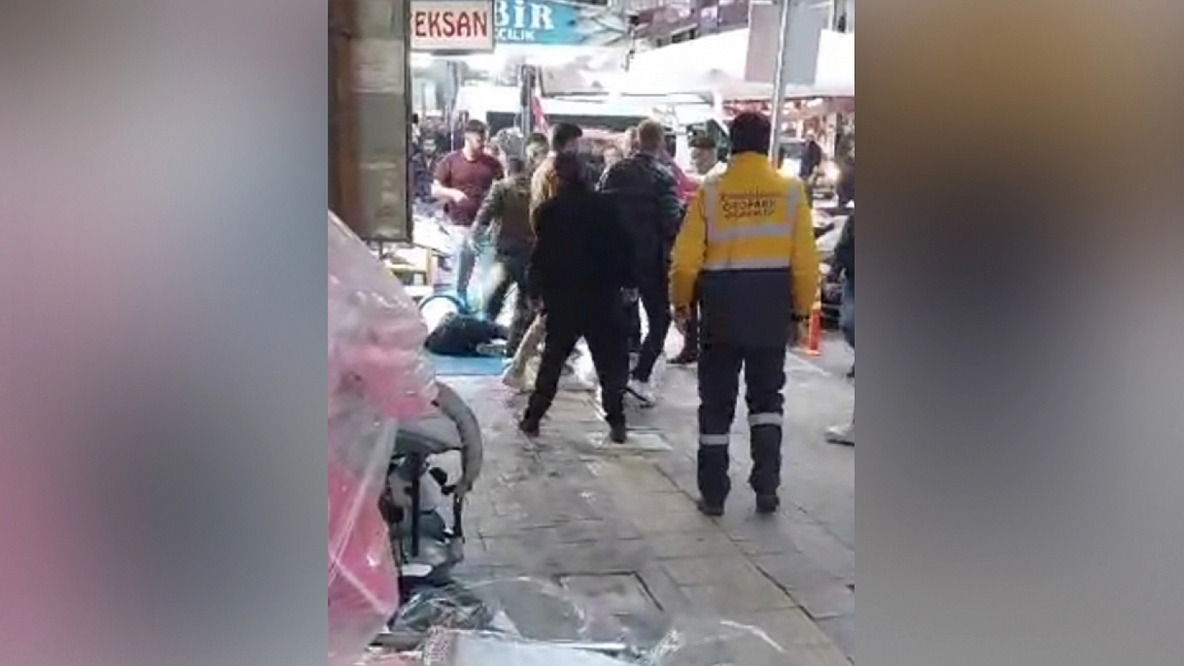 Kentin göbeğinde güpegündüz akıllara durgunluk veren saldırı