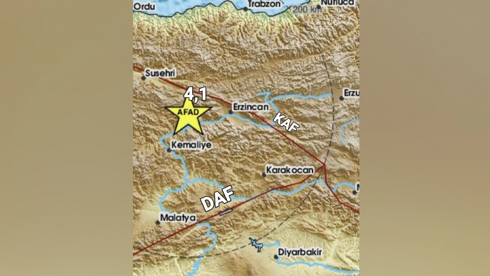 Erzincan'da 4,1'lik deprem! Uzmanından kritik uyarı