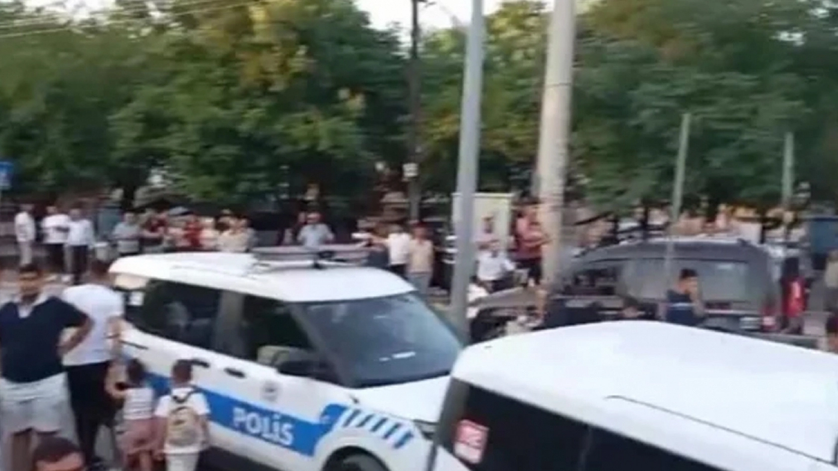 İşitme engelli genç kıza istismar iddiası: 4 kişi gözaltında