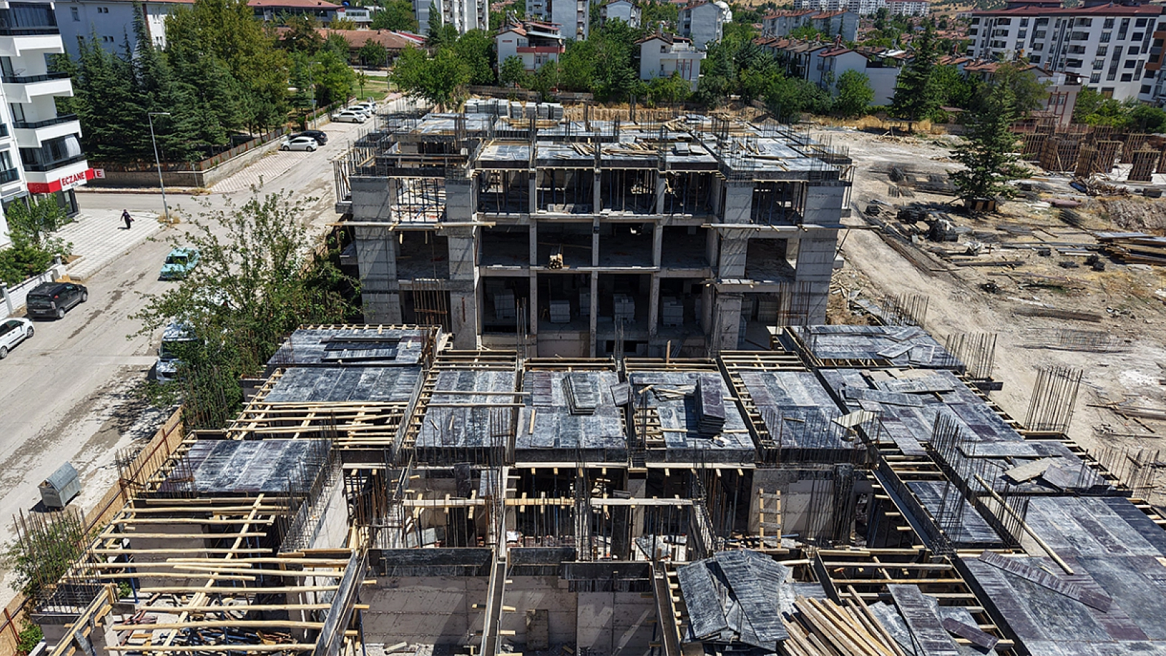 Elazığ'da kentsel dönüşüm çalışmaları hız kesmeden devam ediyor