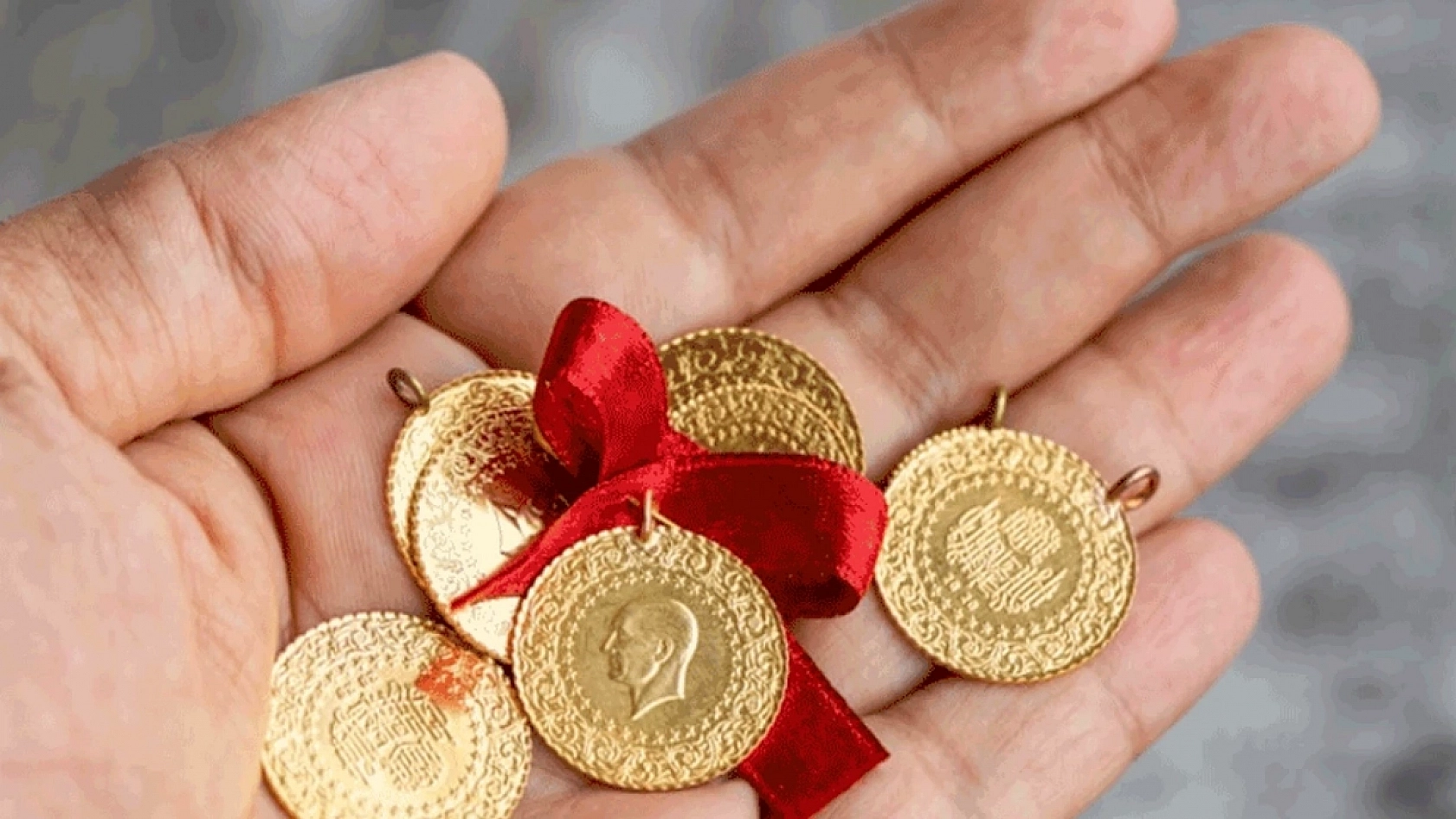 Altında ibre tersine döndü! İşte Elazığ'da güncel altın fiyatları