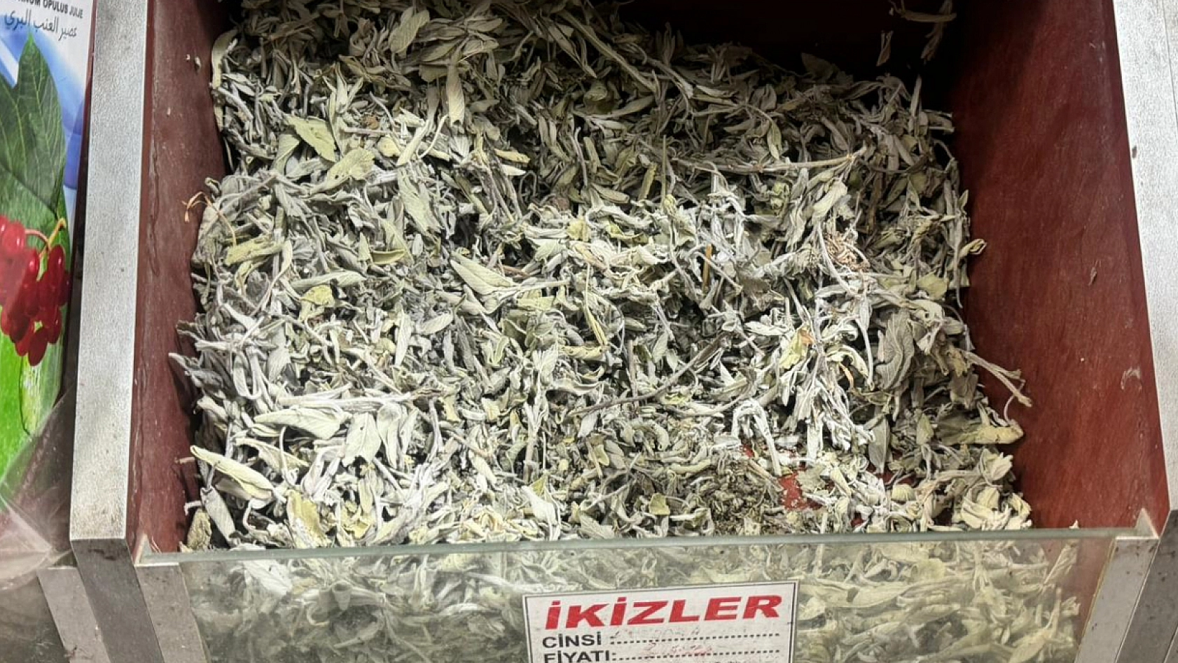 Elazığ'da havaların soğumasıyla birlikte bu ürüne talep arttı