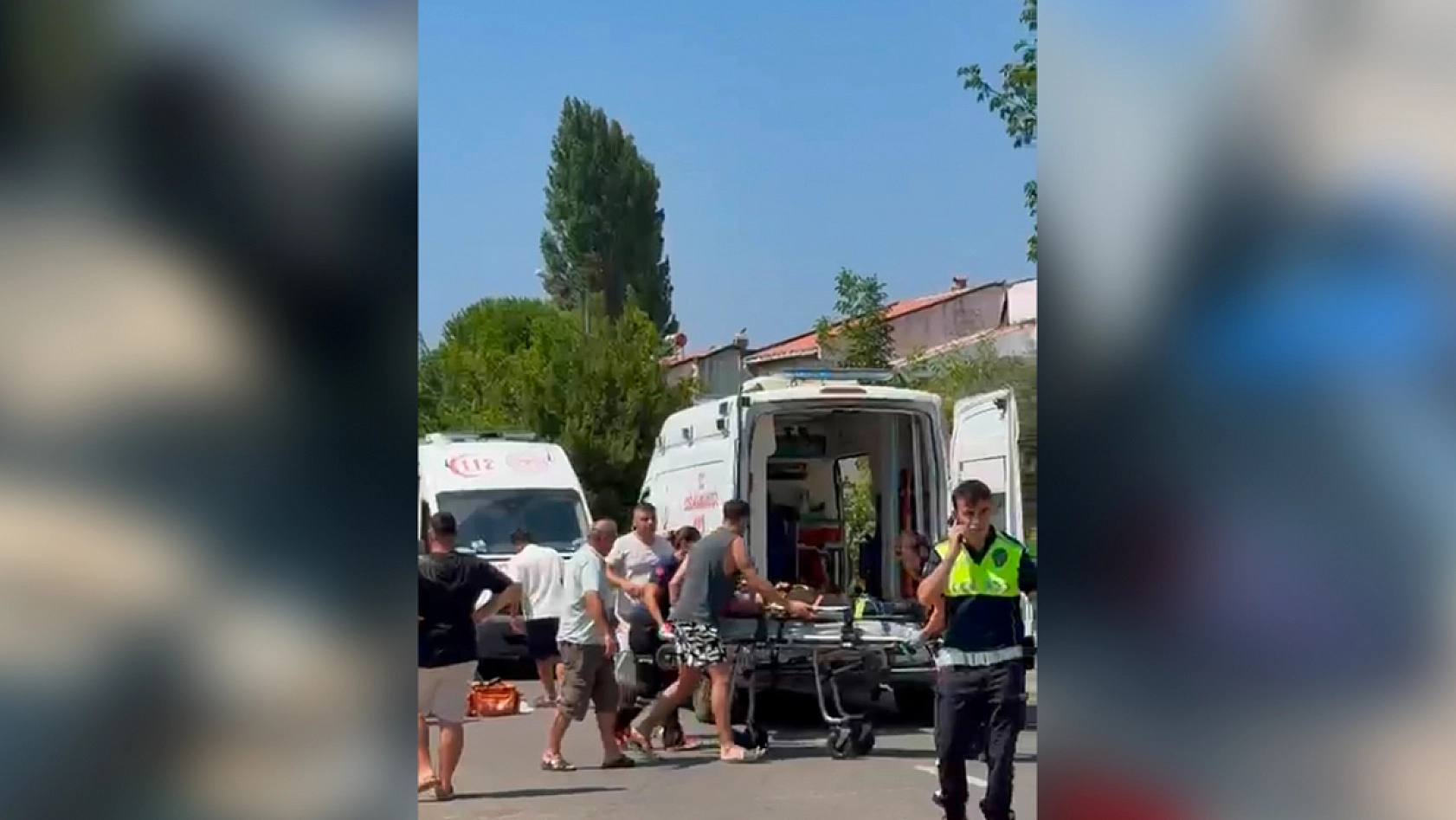 Park Halindeki Otomobile Çarpan Motosikletteki 2 Kişi Hayatını Kaybetti