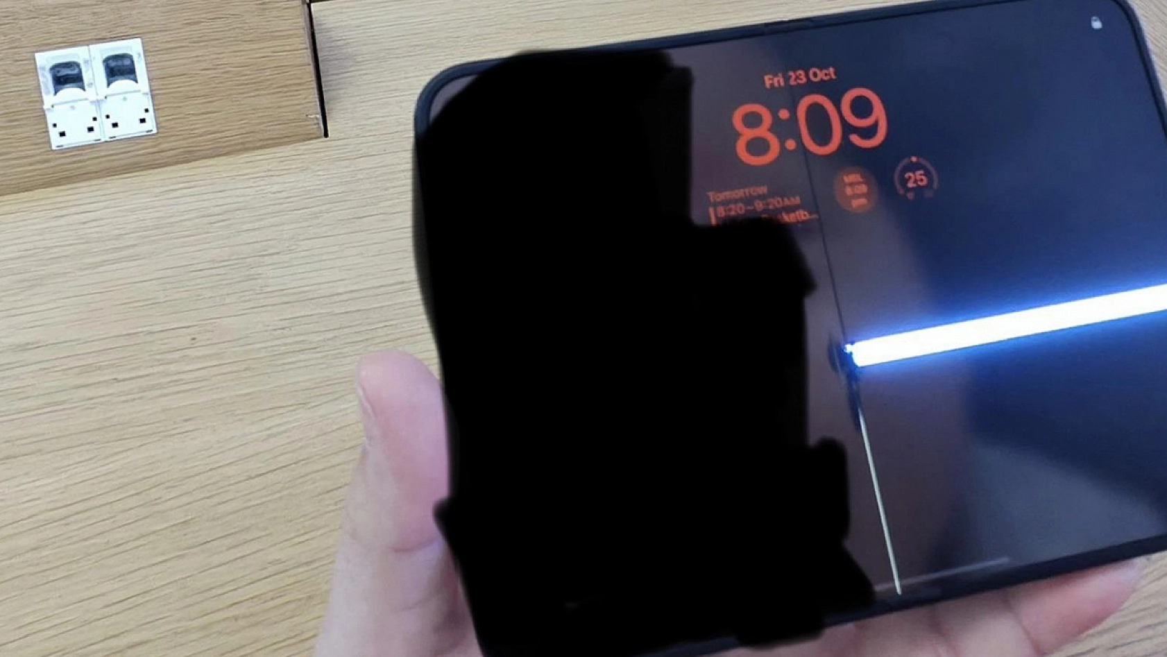 Apple'ın katlanabilir telefonu hayal kırıklığı yarattı