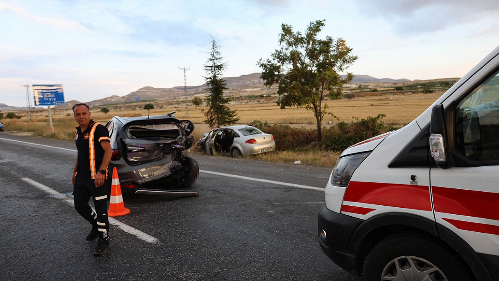 Şarampole savrulan otomobilde 2'si çocuk 6 yaralı