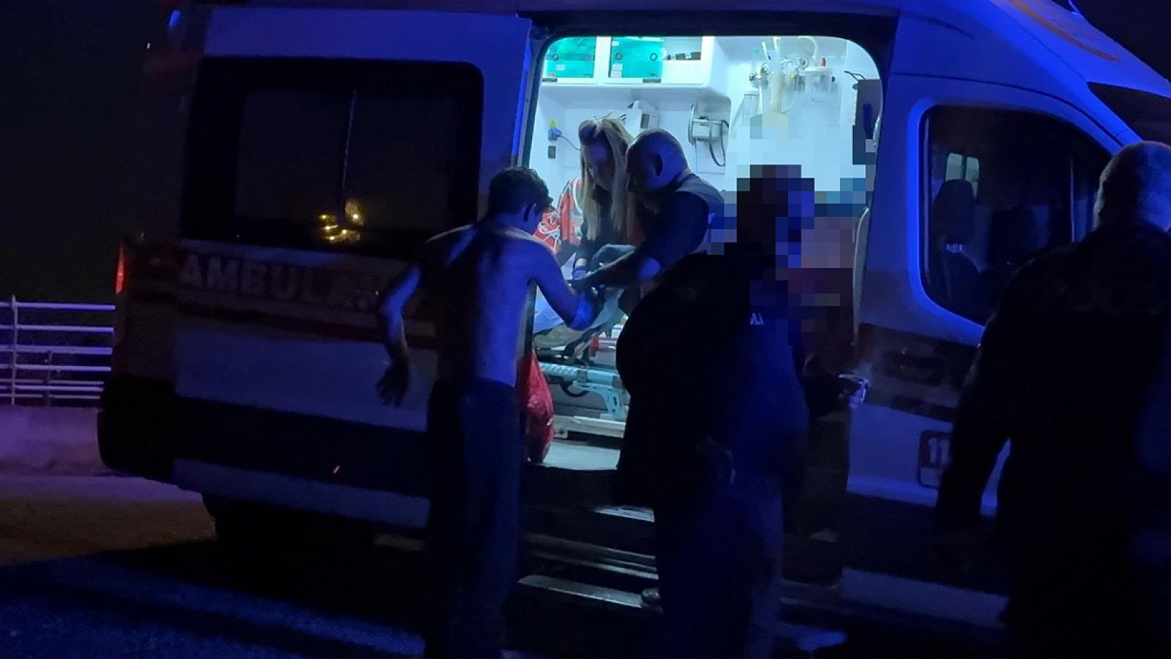 Kardeşler arasında bıçaklı kavga: 2 yaralı