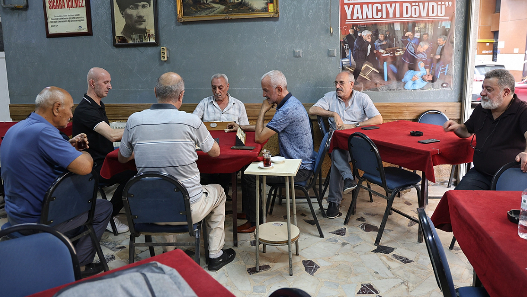Elazığ'dan ilginç olay: Yancıların kaderi afişle değişti