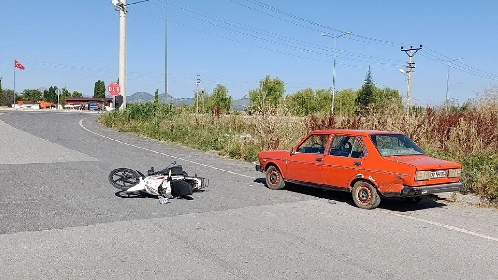 Kazada ağır yaralanan genç, 26 günlük yaşam mücadelesini kaybetti