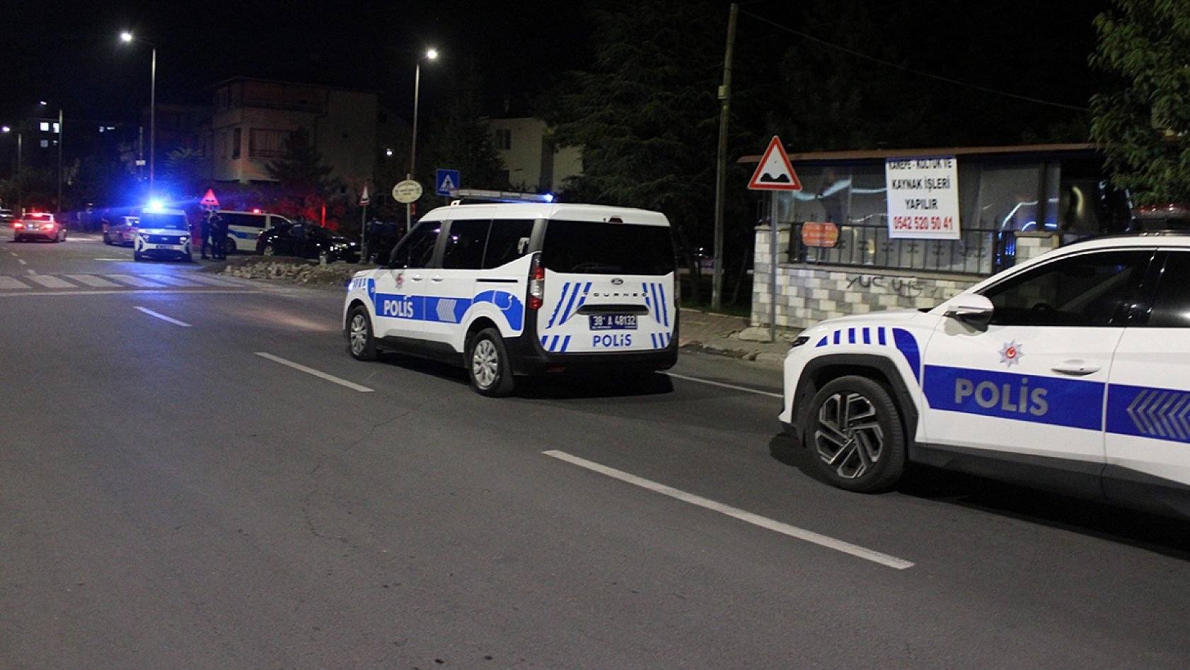 Akrabalar arasında bıçaklı kavga