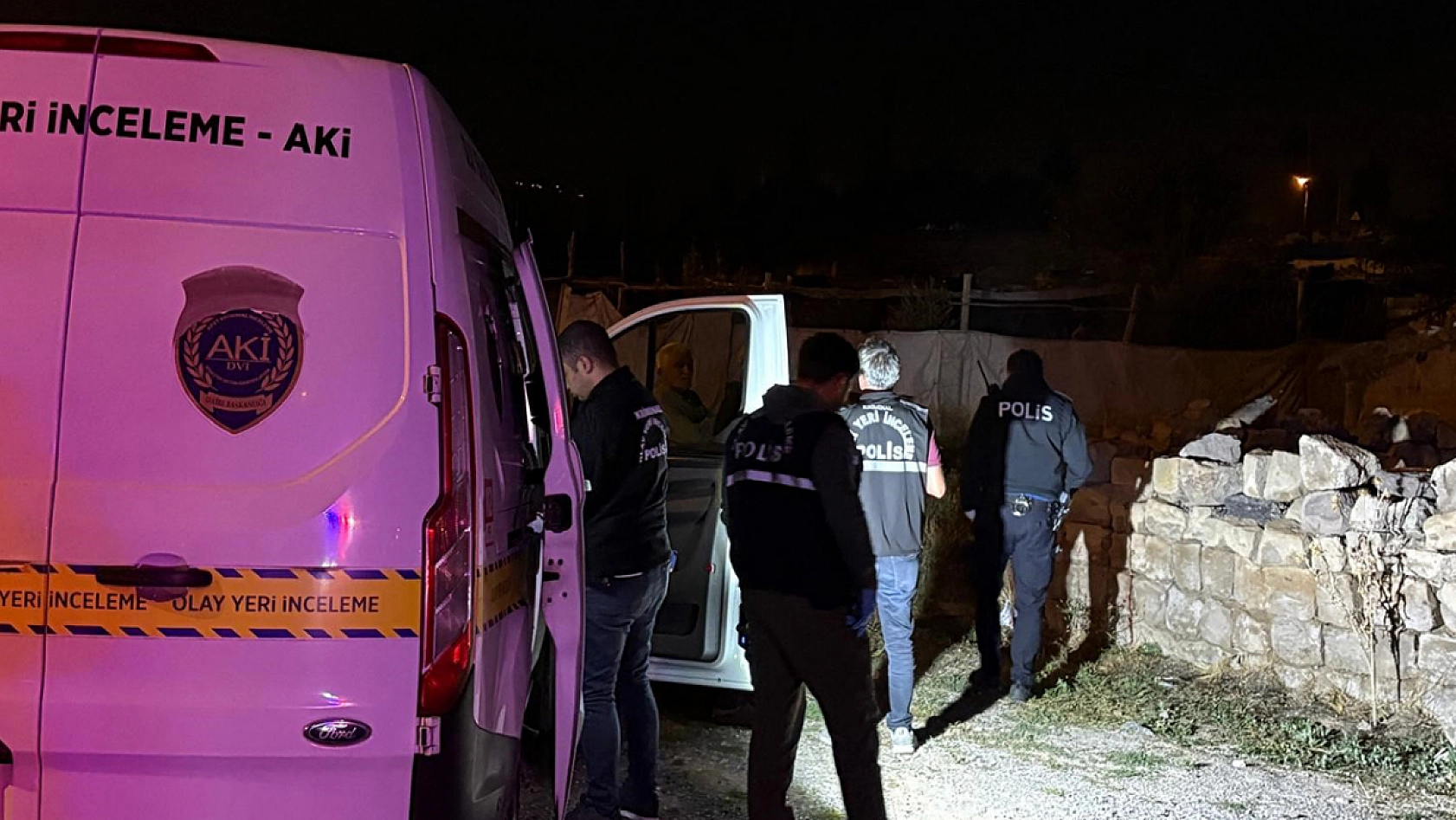 Kardeşler arasında bıçaklı kavga: 2 yaralı