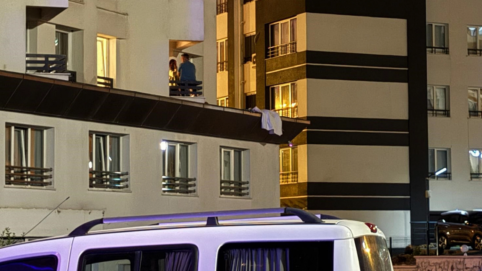 Otel odasında dehşet! Tartıştığı kadını öldürdü
