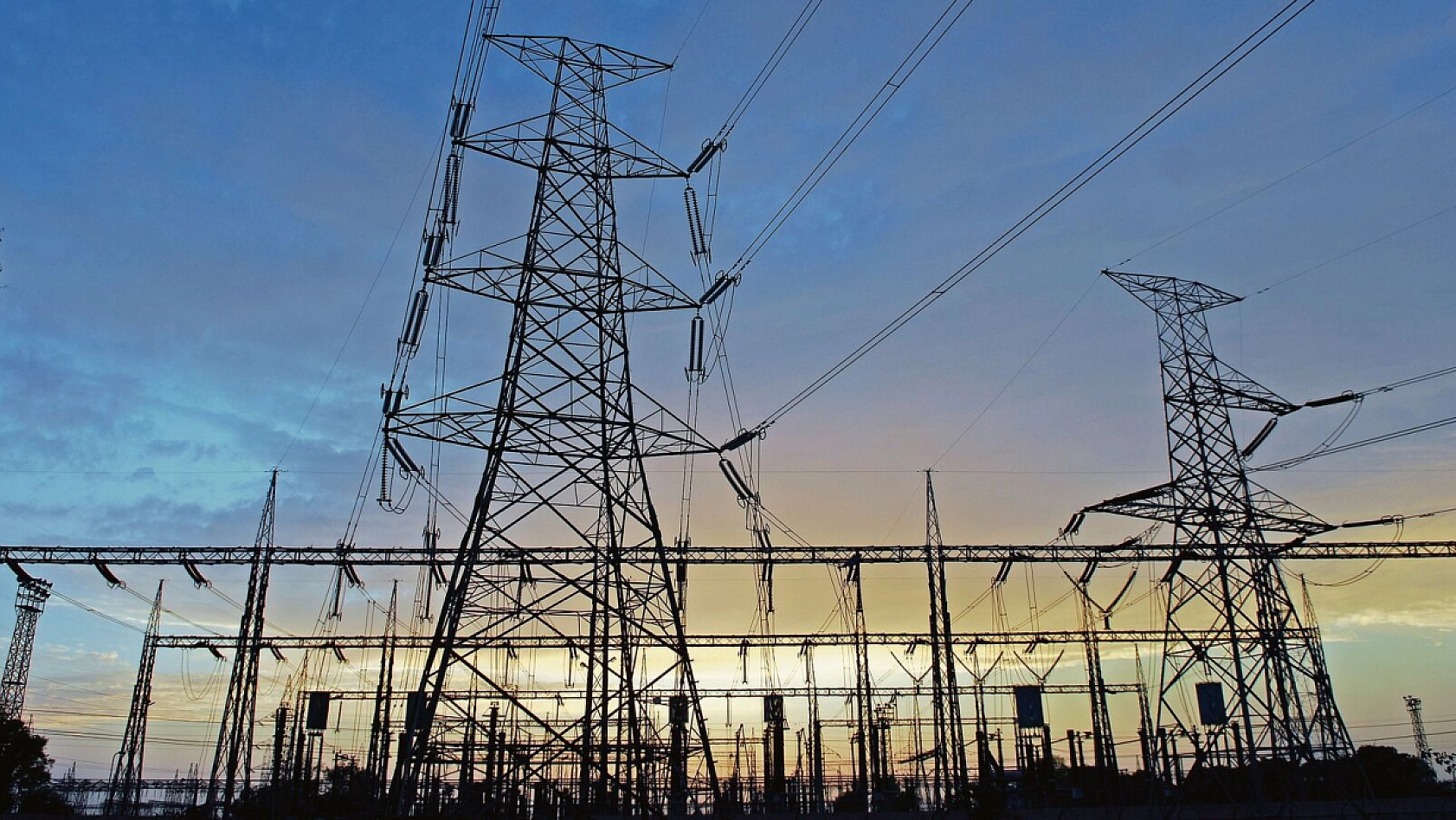 Elazığ'da birçok bölge elektriksiz kalacak! Pazar gününüz zehir olmasın… 23 Kasım 2025 planlı kesinti listesi açıklandı