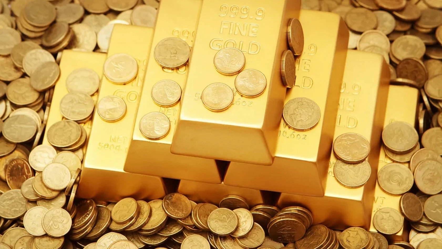 İslam Memiş'ten çarpıcı 2026 uyarısı: Altın bu seviyeleri görebilir!