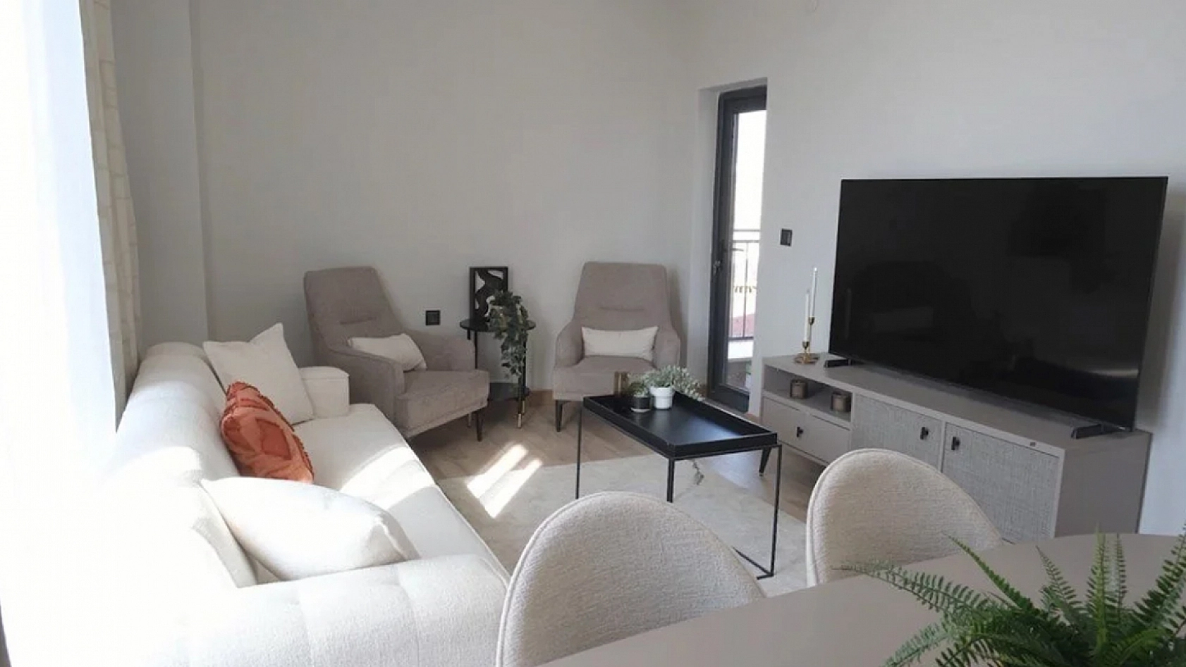 500 bin kişiye ev müjdesi! TOKİ'den örnek konutlar tanıtıldı