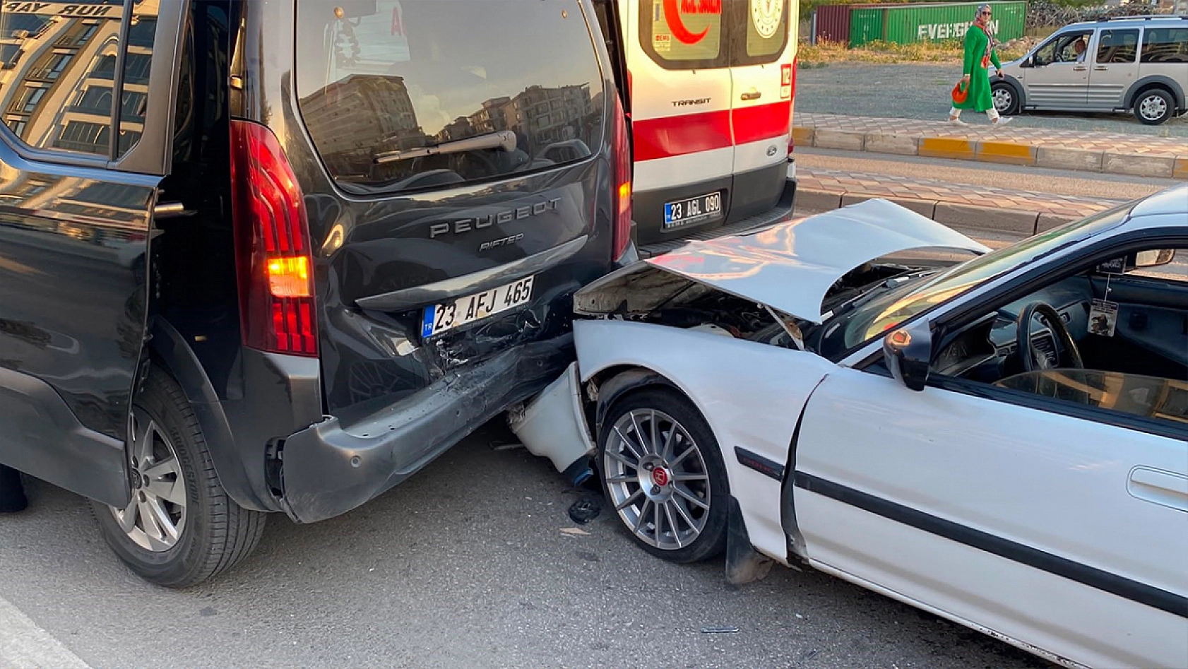 Elazığ'da feci kaza!