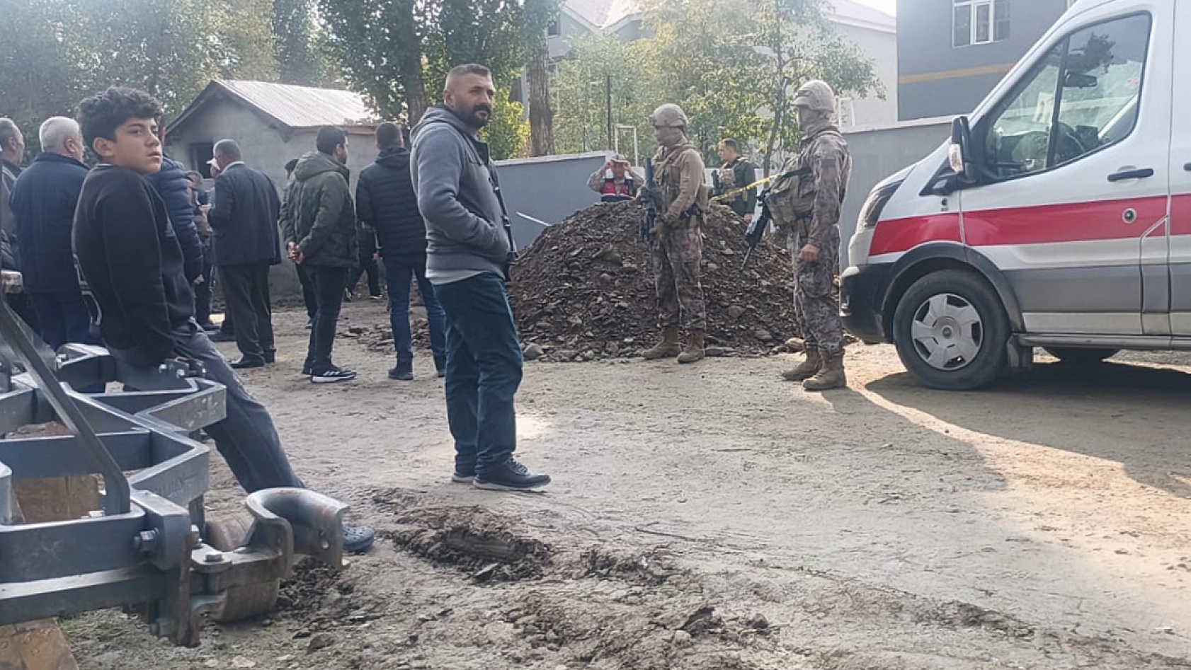 Toprak kavgası kanlı bitti: 1 ölü, 4 yaralı