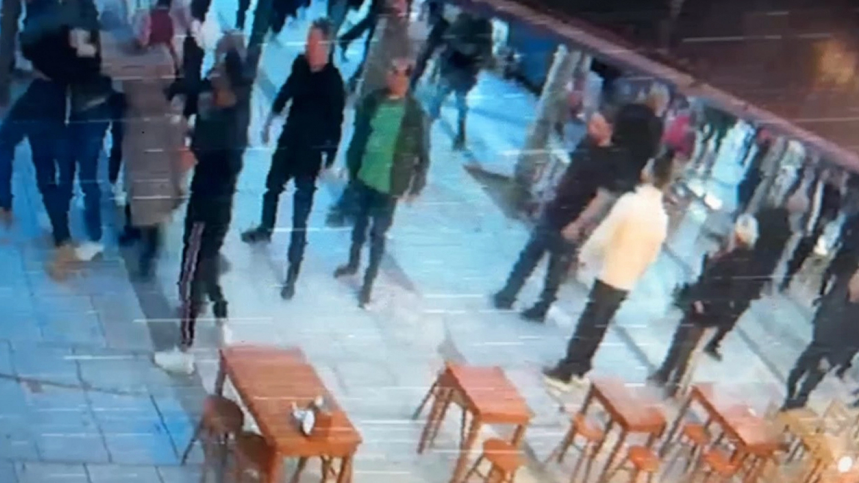 17 yaşındaki kıza saldıran şahısa meydan dayağı