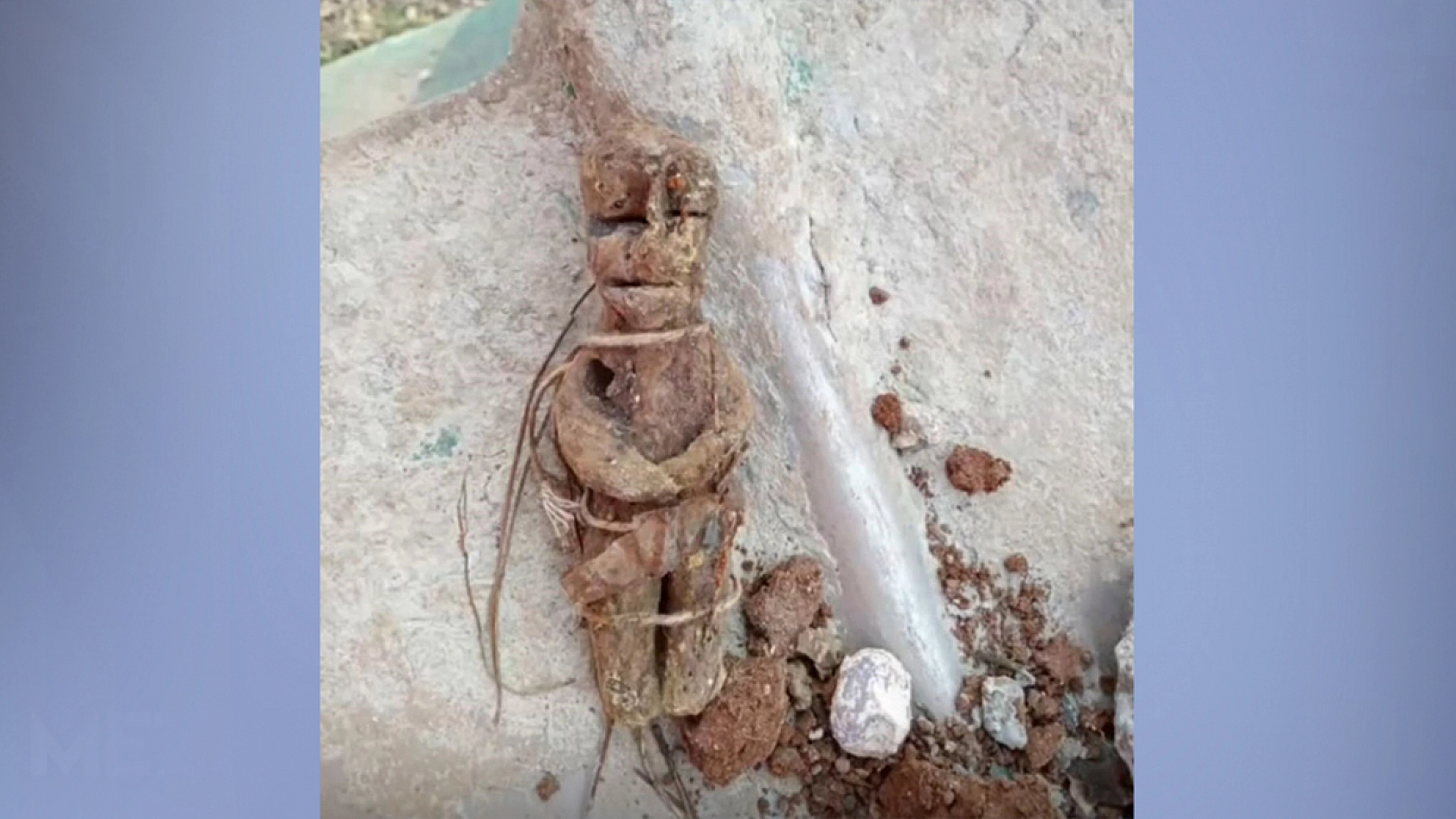 Mezarlıklarda büyü dehşeti!