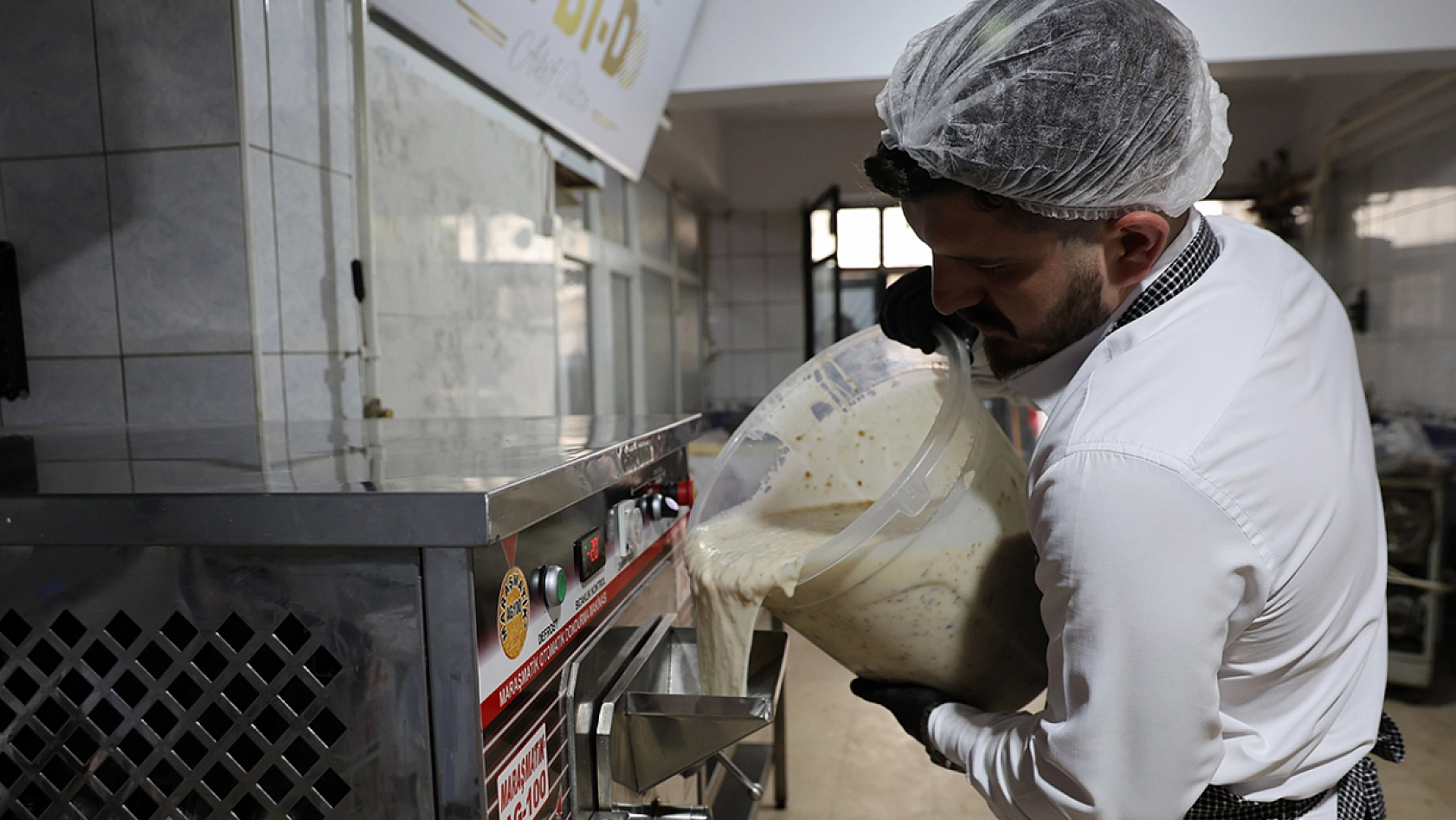 Türkiye'nin ilki Elazığ'dan: Orcikli dondurma