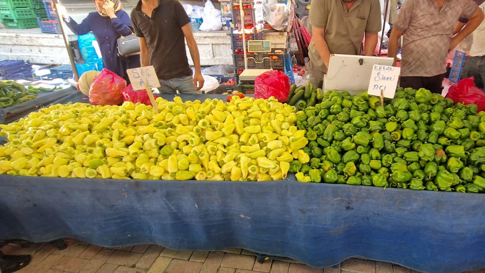 Elazığ'da kurutmalık telaşı başladı: Esnaf mal yetiştirmekte zorlandı