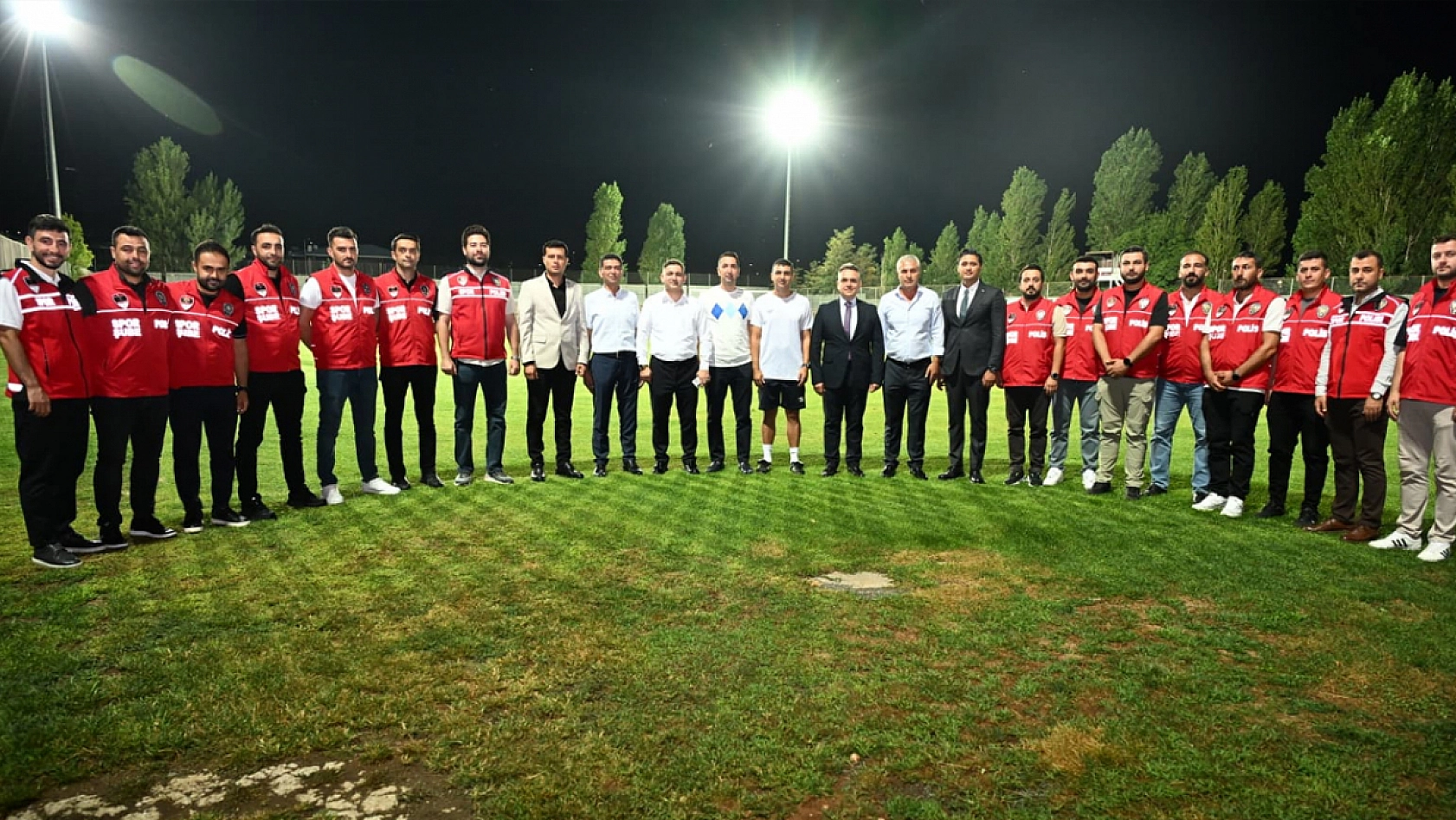 Emniyet sahada Elazığ güvende