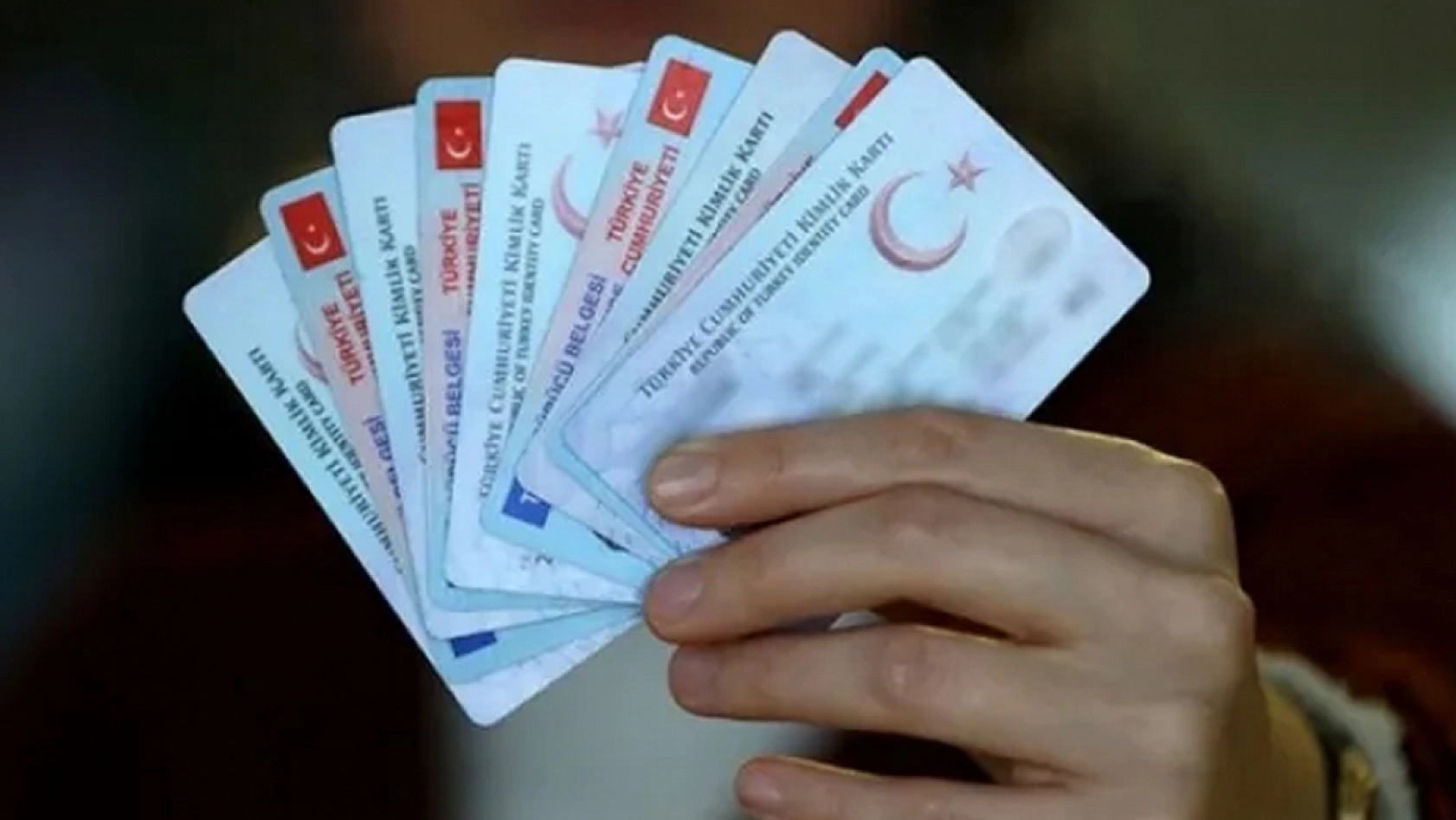 Milyonlarca sürücüyü ilgilendiren karar! Ehliyet yenilemede yeni dönem