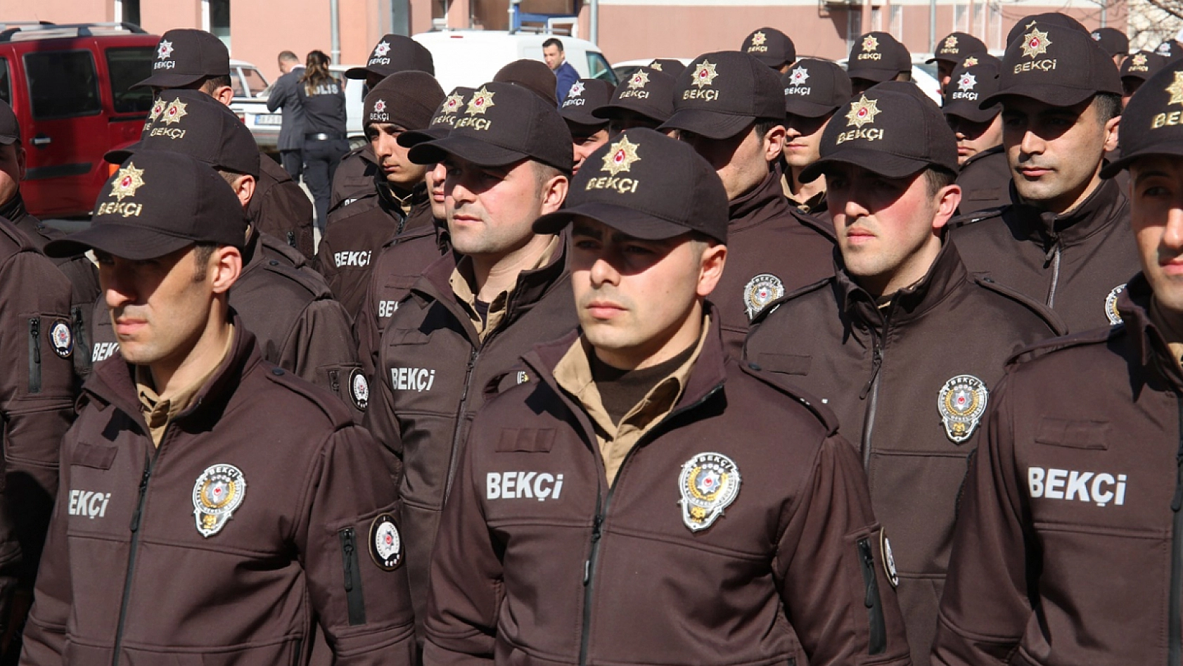 Polis ve bekçilere müjde: Yeni haklar yolda