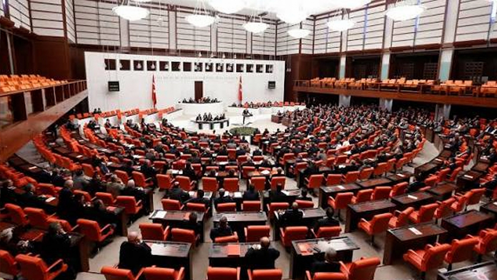 Öğrenci affı düzenlemesi TBMM'de kabul edildi