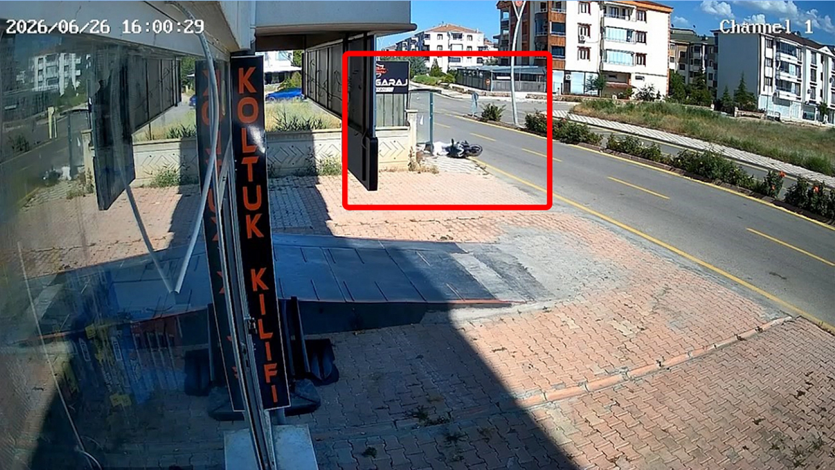 Elazığ'da o noktada kazalar bitmiyor: Esnaf kasis istiyor