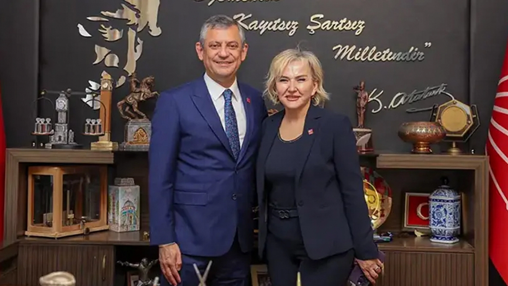 CHP'den istifa etti AK Parti'ye katıldı