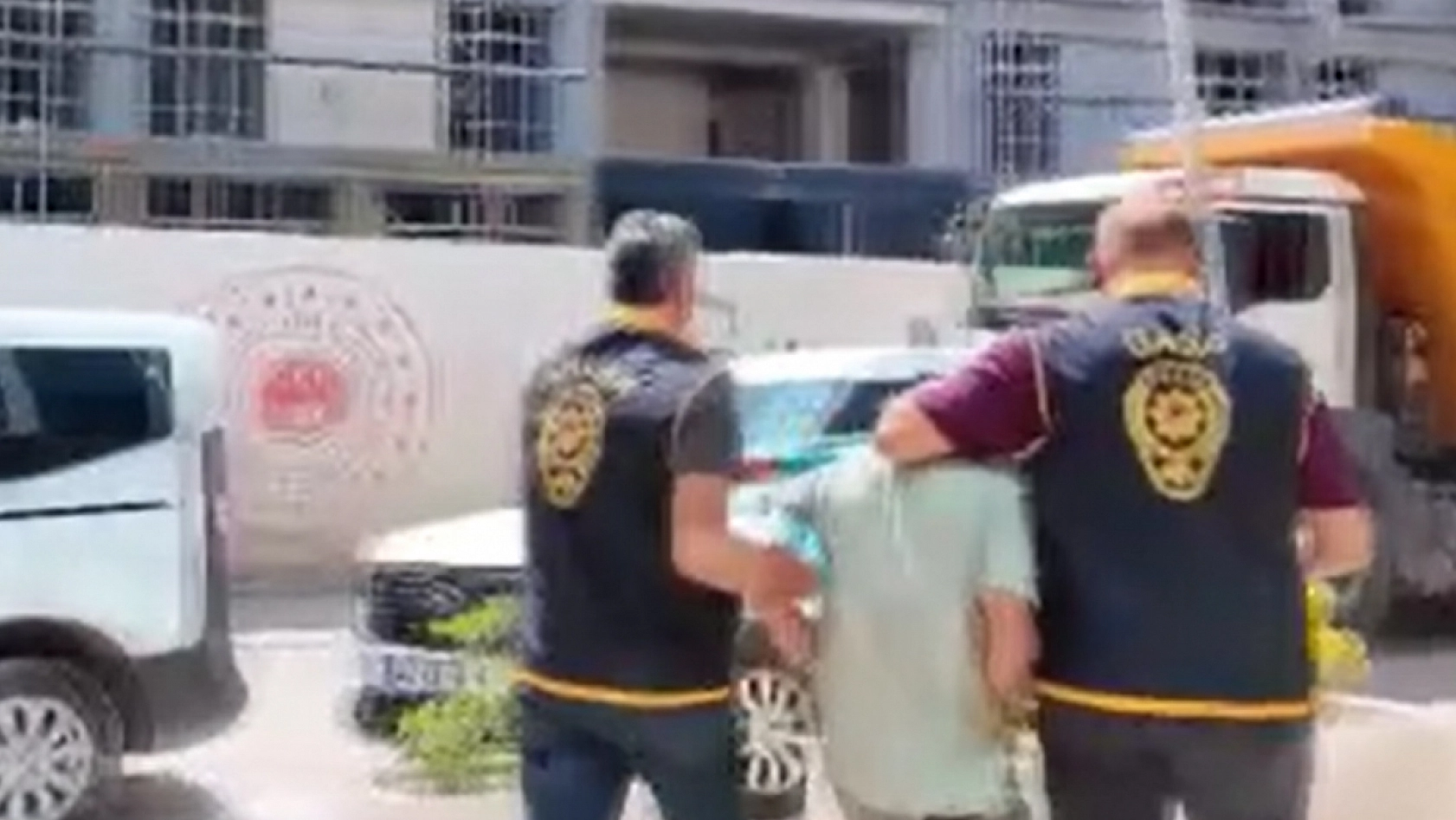 Fuhuş operasyonu: 12 mağdur kadın kurtarıldı