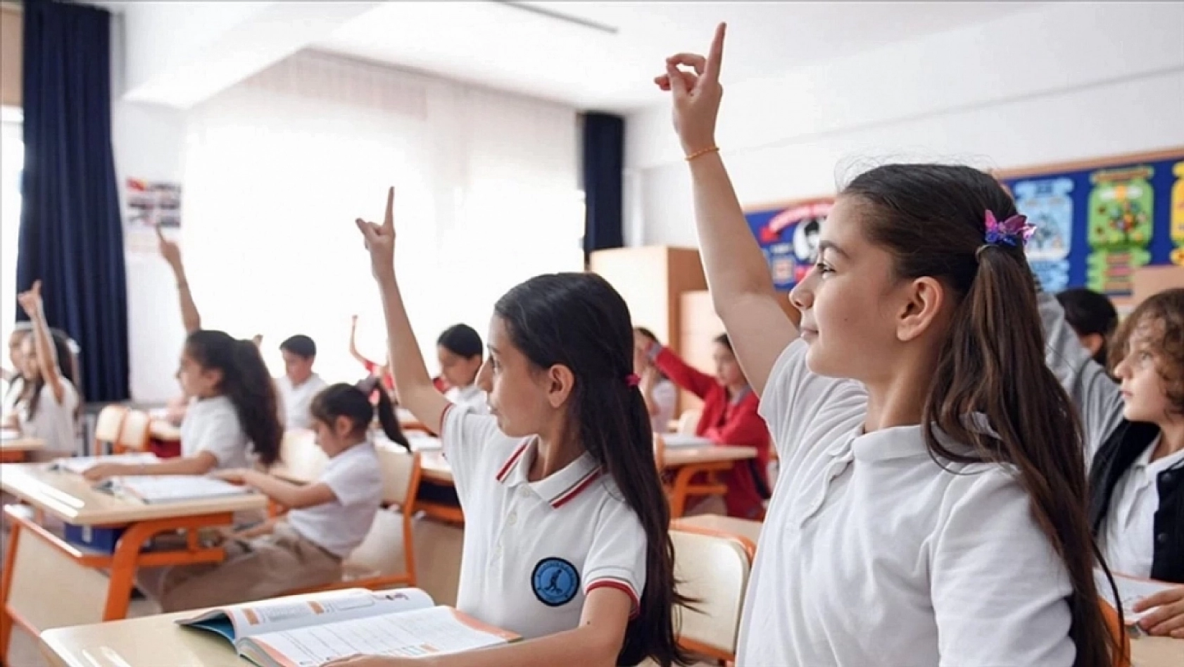 Milyonlarca Öğrenciyi ilgilendiriyor! Ara tatil kaldırılıyor