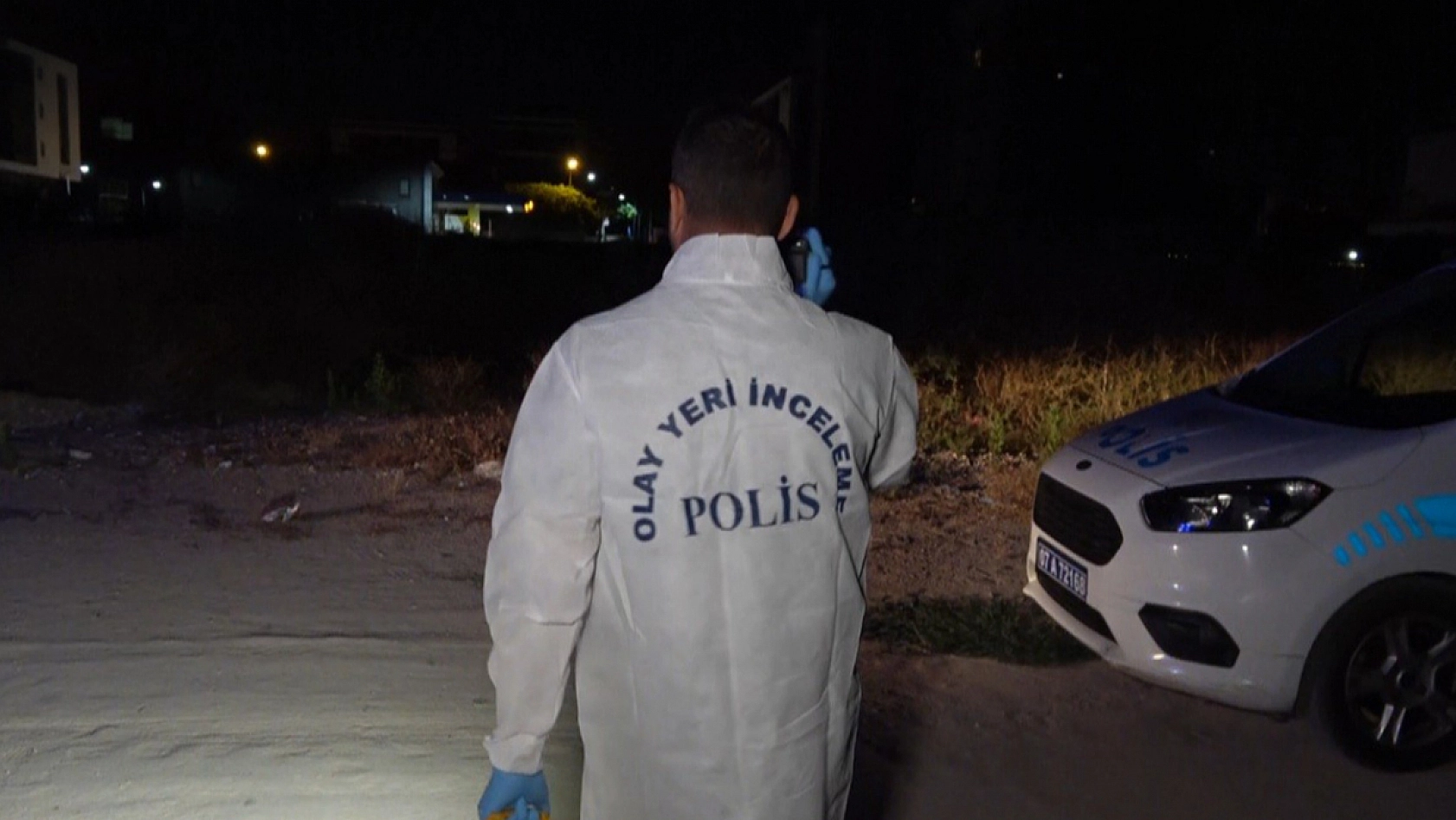 Cezaevinden izinli çıkan şahıs boş arazide ölü bulundu