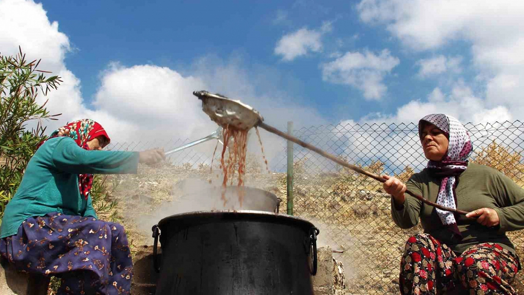 Bir kaşığı yeterli: Tansiyonu dengeliyor, demir depoluyor