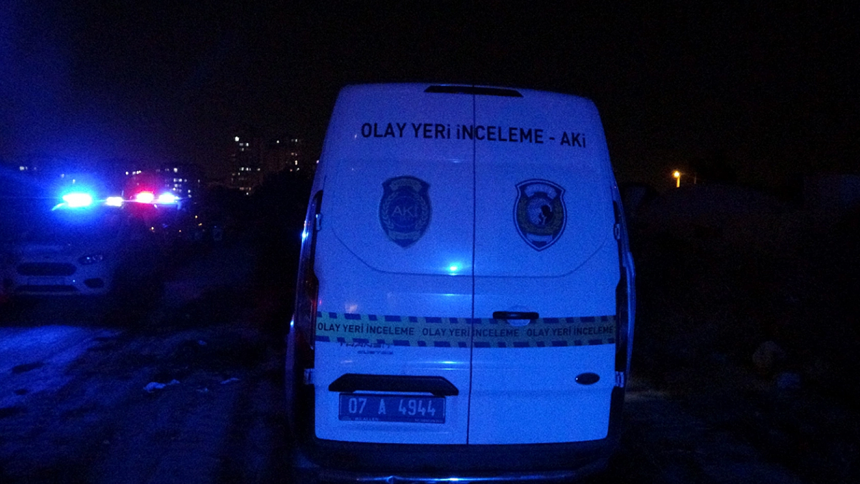 Cezaevinden izinli çıkan şahıs boş arazide ölü bulundu