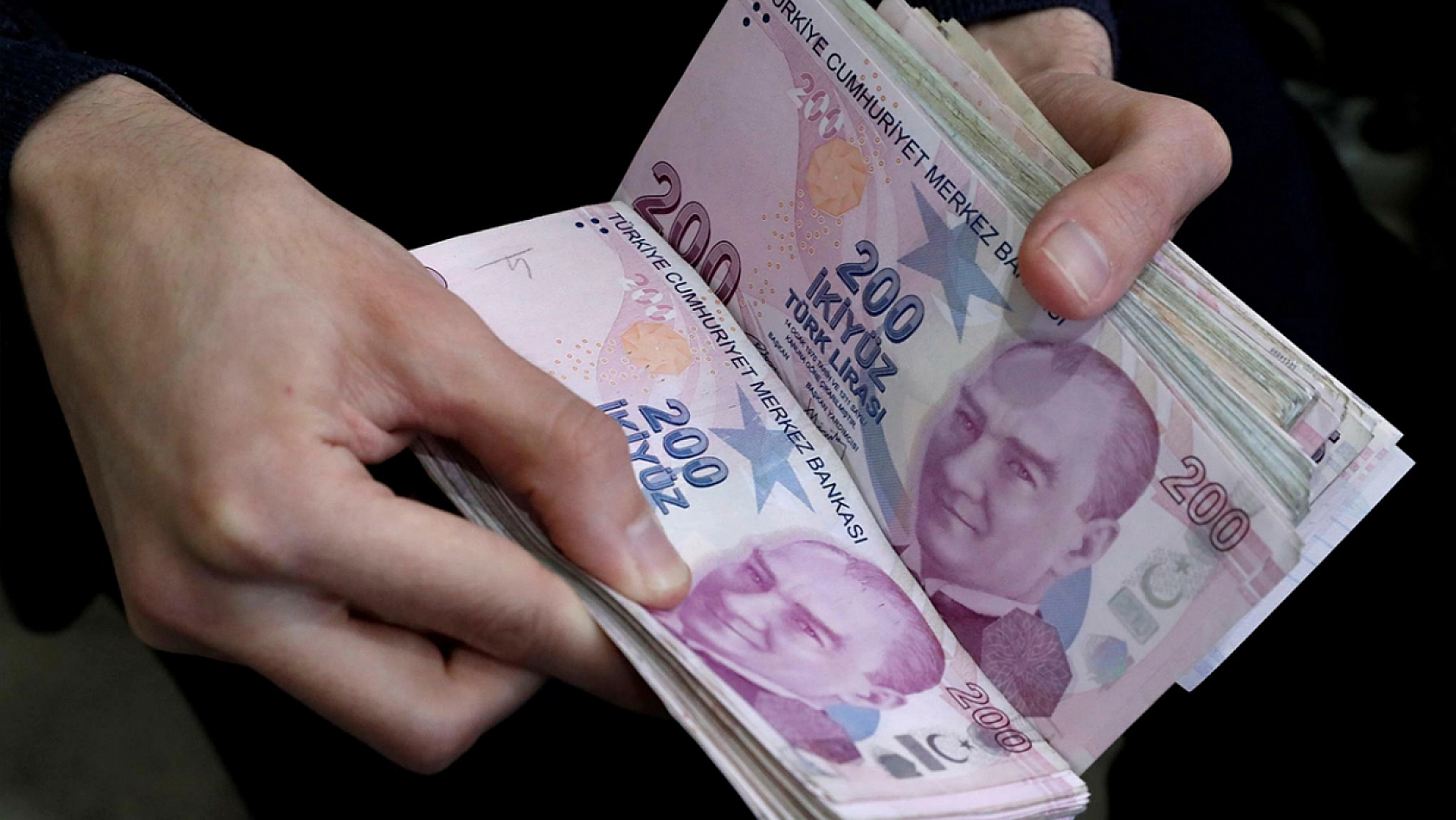 Milyonları ilgilendiriyor! Emekliye zam gündemde