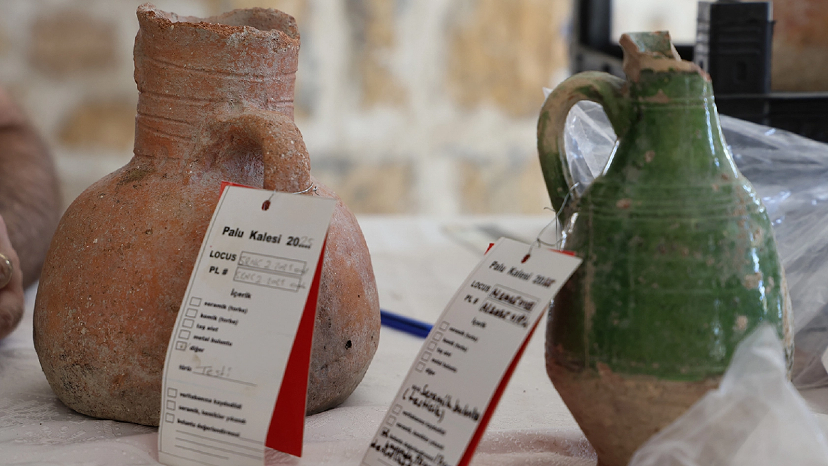 Palu Kalesi'nde 3 bin yıllık tarih gün yüzüne çıkıyor