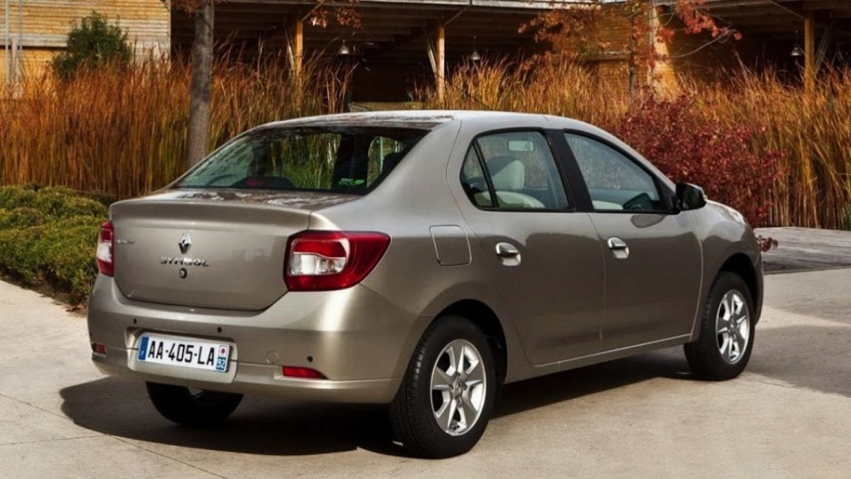 Bunlar en uygun olanları: İşte 400 bin TL altına alınabilecek otomobillerin listesi