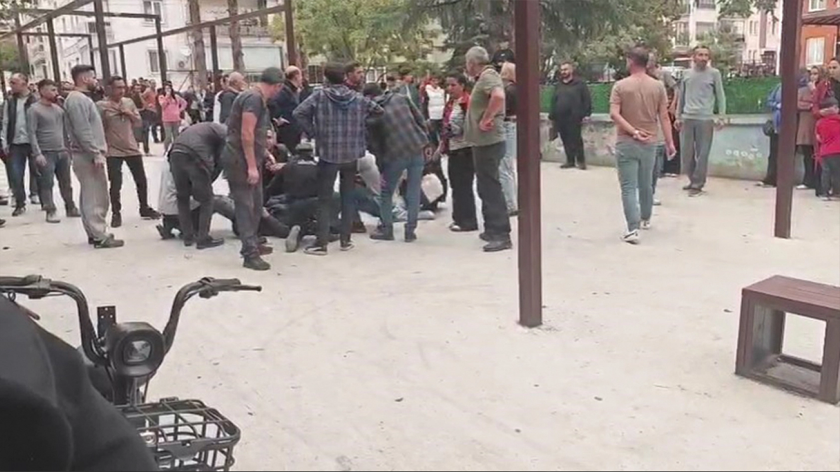 Bıçaklı kavga kanlı bitti: 1 yaralı