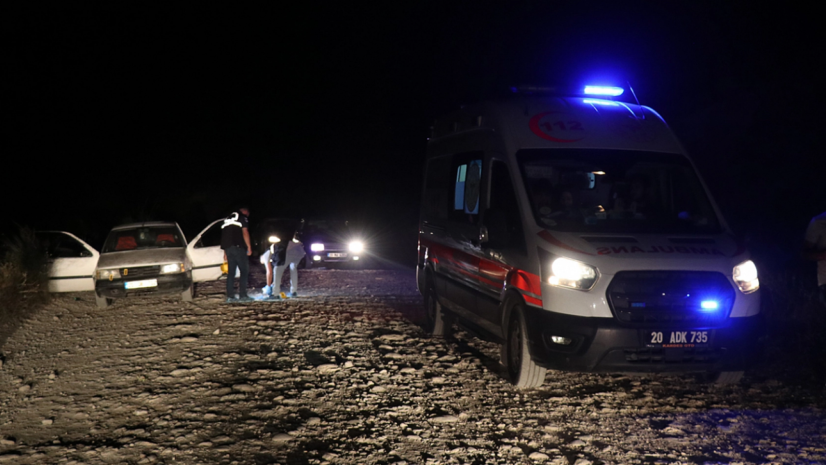 Silahlı kavga kanlı bitti! 1 ölü, 3 yaralı