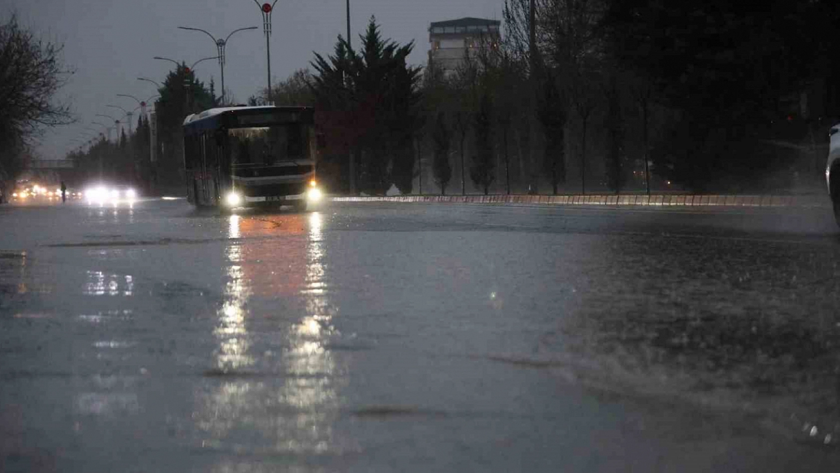 Elazığlılar dikkat! Meteoroloji'den Elazığ ve o illere uyarı geldi