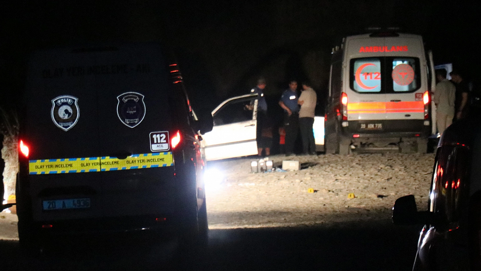 Silahlı kavga kanlı bitti! 1 ölü, 3 yaralı