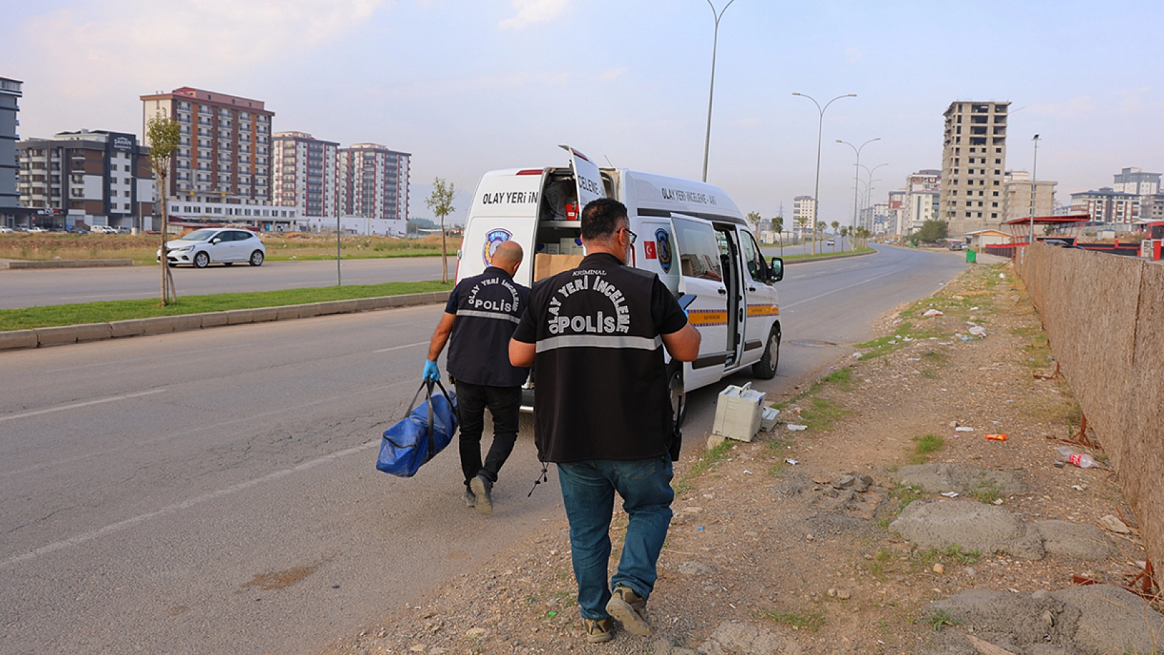 İnşaat önünde erkek cesedi bulundu