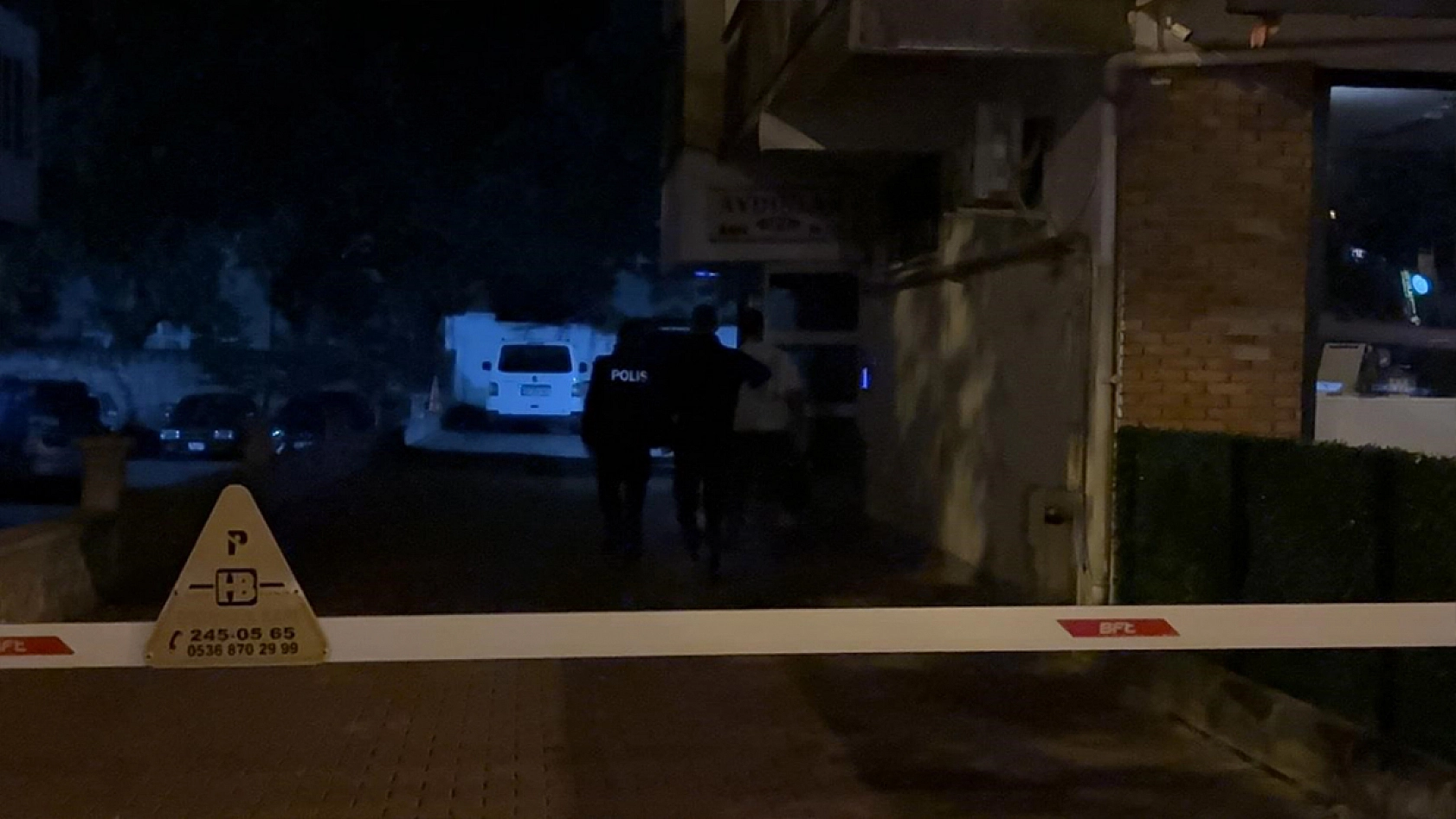 Şüpheli ölüm: 55 yaşındaki adam evinde ölü bulundu