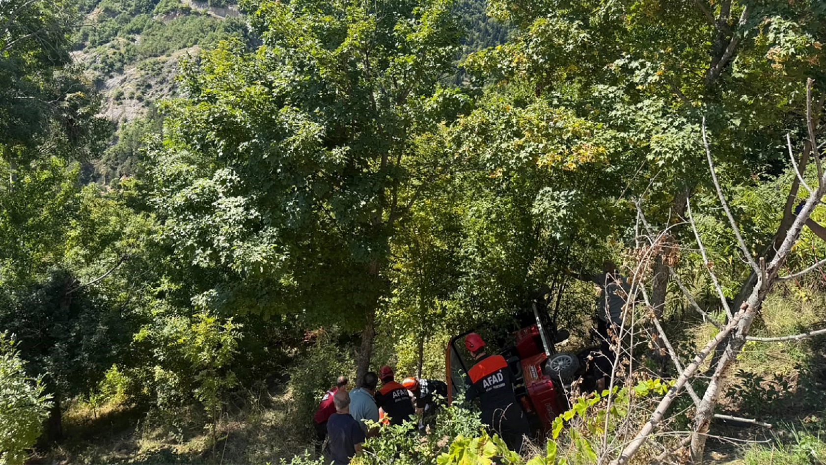Evinin önünde korkunç son: atv ile duvardan uçtu, hayatını kaybetti