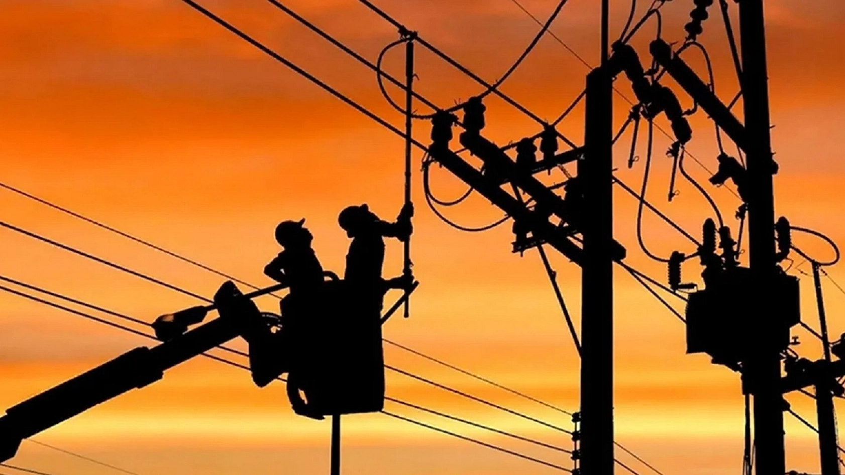 Elazığ'da 2 ilçeye yarın için kritik uyarı geldi: Hazırlığınızı yapın saatlerce sürecek