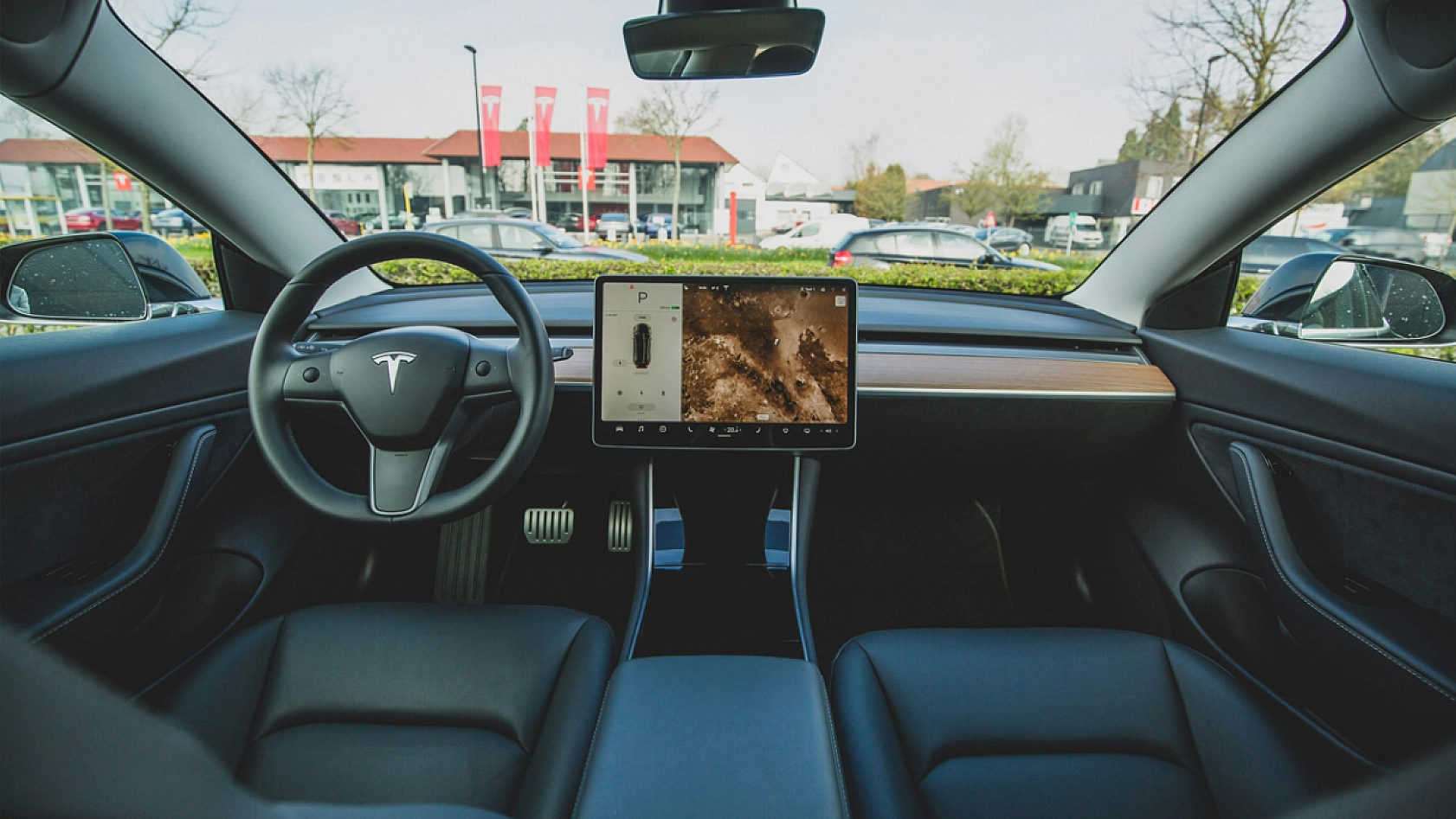 Tesla'nın ekranında yeni bir çağ: Görenler şaşkına döndü