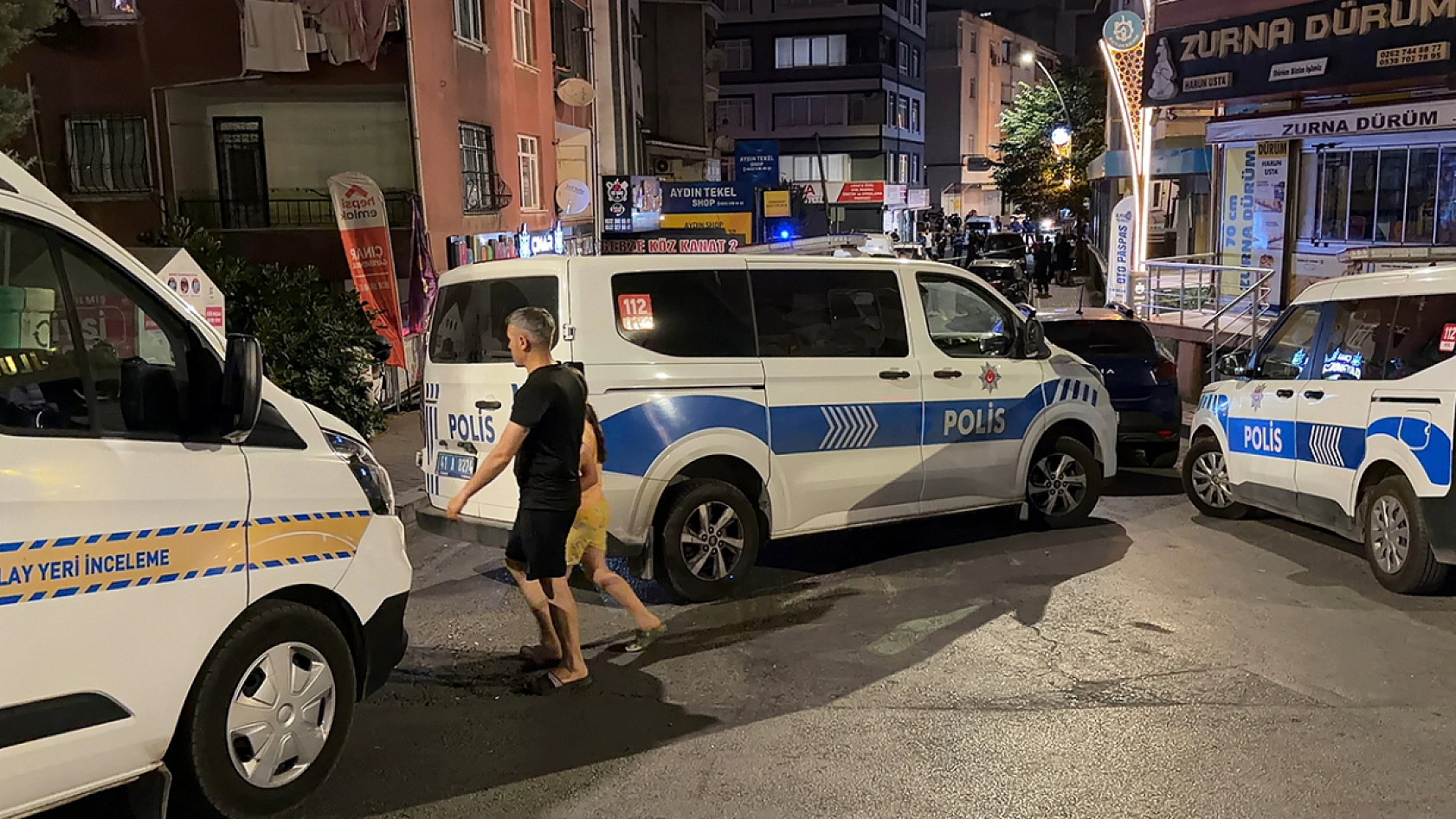 Sokak ortasında silahlı kavga: 3 yaralı