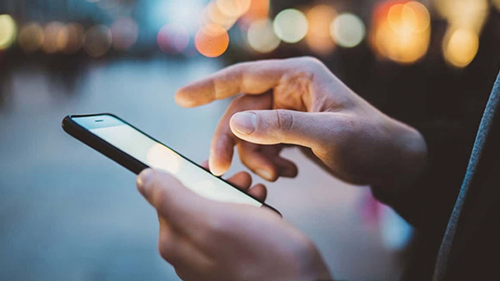 Cep telefonu ve tütüne yeni vergi düzenlemesi geldi